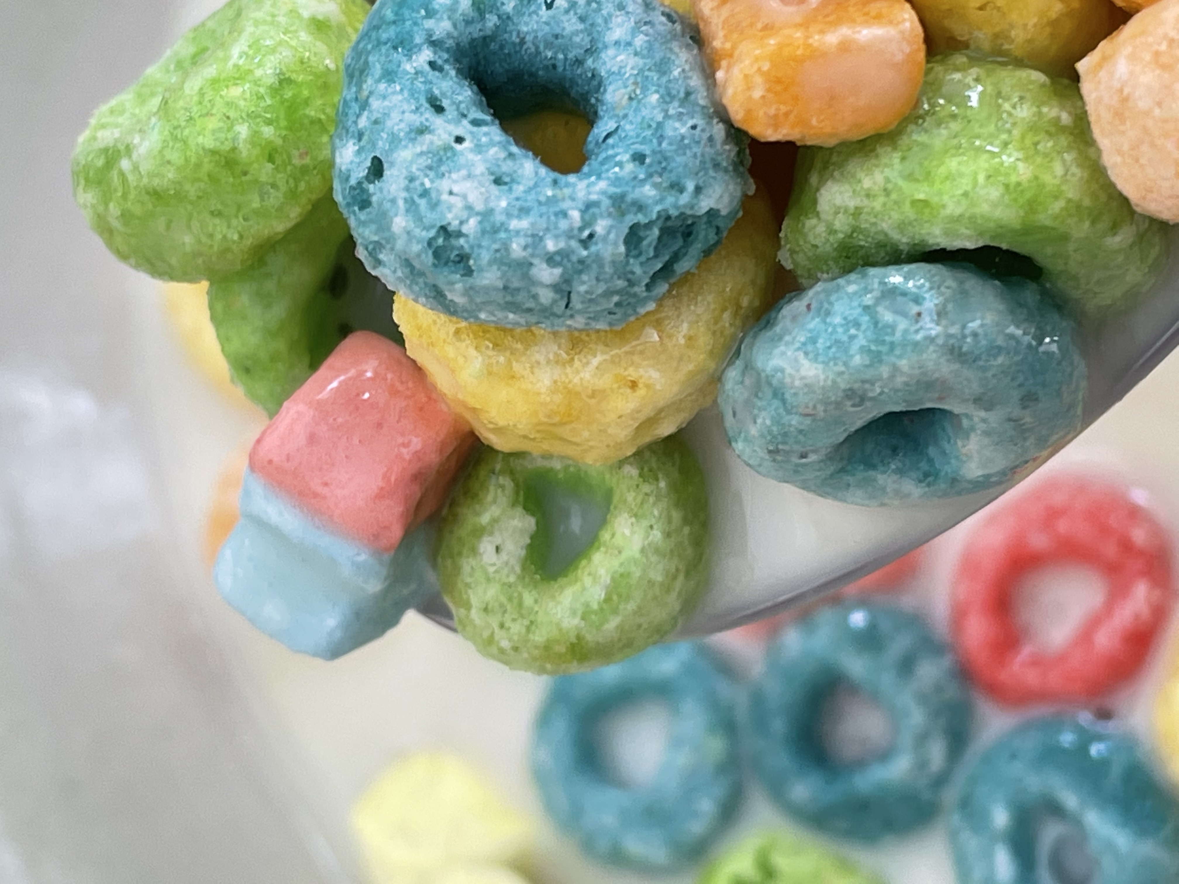 heart shaped froot loop center